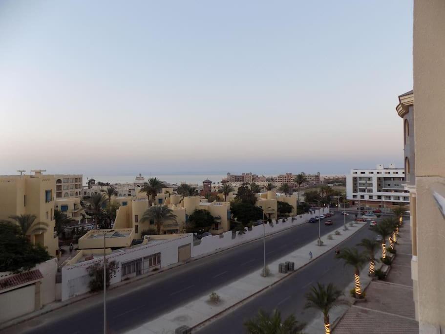 Lovely One Bed With A Sea And View Apartmán
